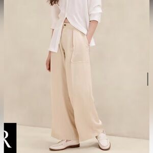 Banana Republic Tan Wide-Leg Pants, size 4, NWT